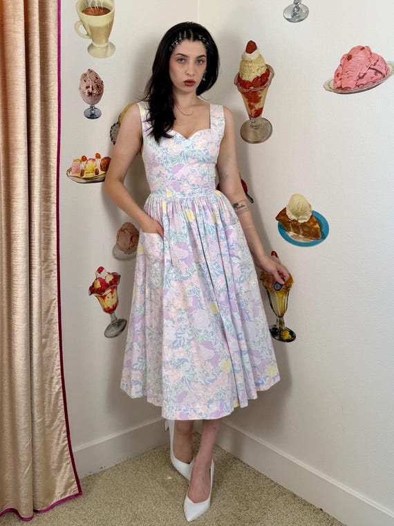 fitted lace wedding dress Pastel Knit Dress - XXS