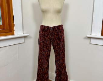 Vintage Y2K 00s | Gap | Black Low Rise Fitted Slim Skinny Boot Cut
