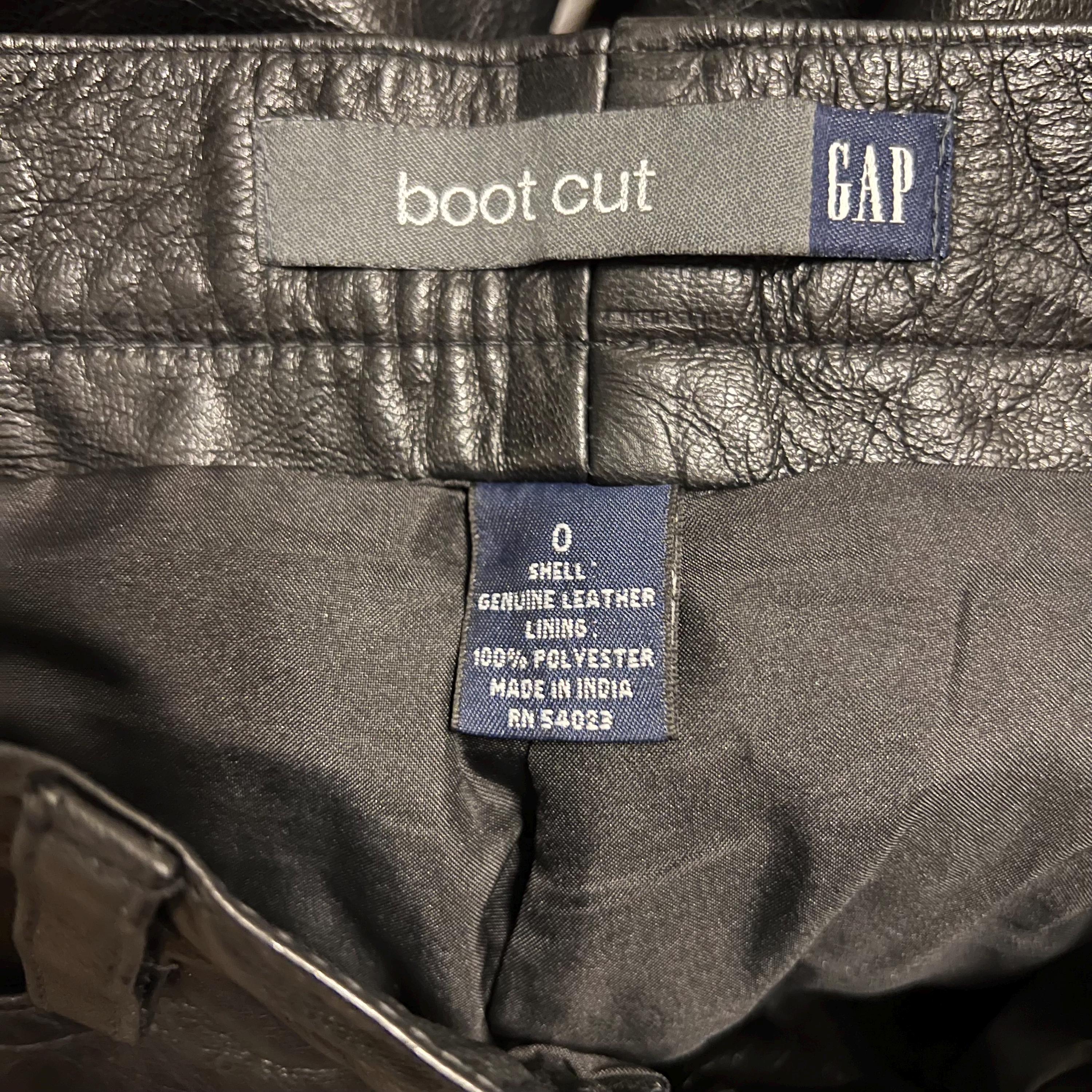 Vintage Y2K 00s | Gap | Black Low Rise Fitted Slim Skinny Boot Cut 