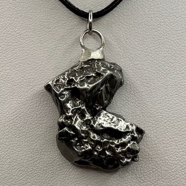 Beautiful Meteorite Campo del Cielo Pendant 20.97 Grams, Astronomy Gift, Authentic Meteorite, Meteorite Jewelry, Meteorite Pendant, COA