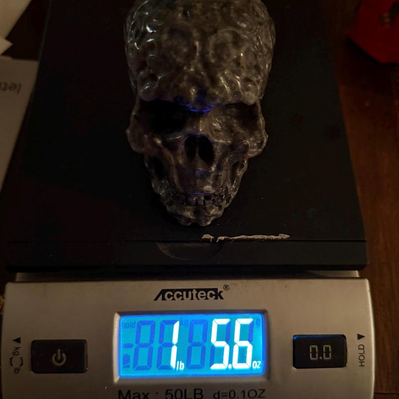 Handmade Yooperlite Skull: Fluorescent UV Stone Decor, 1 lb 5.6 oz image 10