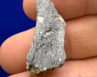 研磨された月の隕石スライスガダミス003、アポロムーンロック、2.70