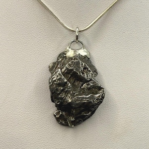 Campo del Meteorite Pendant, Astronomy Gift, Authentic Meteorite, Meteorite Jewelry, Meteorite Pendant, COA, Space Gift, 19.54 Grams