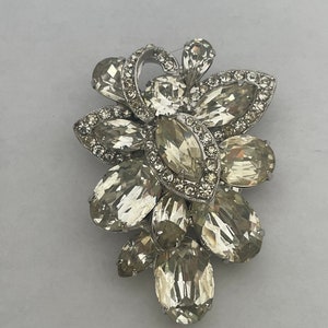 Vintage Eisenberg Dimensional Rhinestone Brooch/Pin
