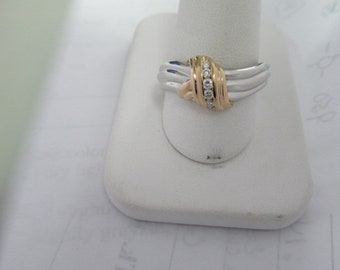 Platinum and 18K Yellow Gold Diamond Ring Size 10.5