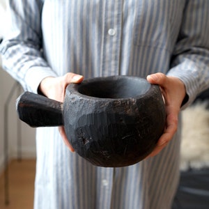 Wooden bowl primitive，Hand Carved Vintage Wood Mortar,Farmhouse Decoration, kitchen decor, antique rustic wood