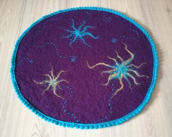 Wet Felted Rug / Pet Mat / Felted Round Cat Carpet