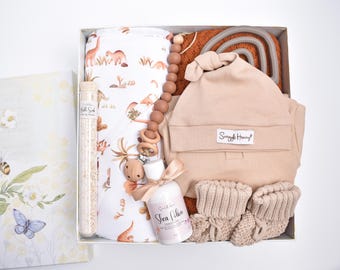 Organic Baby Girl Gift Box, Baby Shower Gift Box, Baby Boy Gift Basket, Gender Neutral Gift, New Baby Gift Box, First Time Mommy