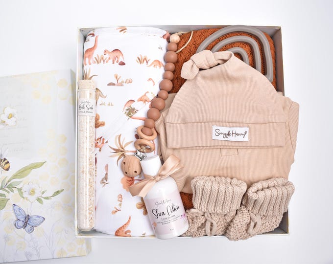 Organic Baby Girl Gift Box, Baby Shower Gift Box, Baby Boy Gift Basket, Gender Neutral Gift, New Baby Gift Box, First Time Mommy