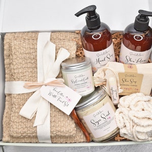 Luxury Spa Gift Basket, Birthday Gifts For Her, Pamper Her Gift Box, Large Bath Gift Set, Organic Spa Gift Box, Gift Baskets Women