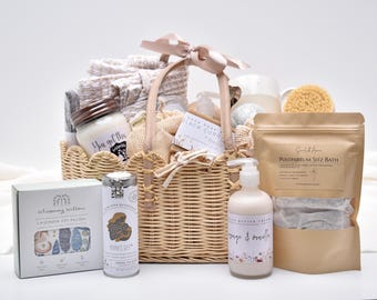 Deluxe Postpartum Recovery Gift Box, New Mom Self Care Package, Gift Basket, Large Bath Gift Set, New Mother, After Birth Care