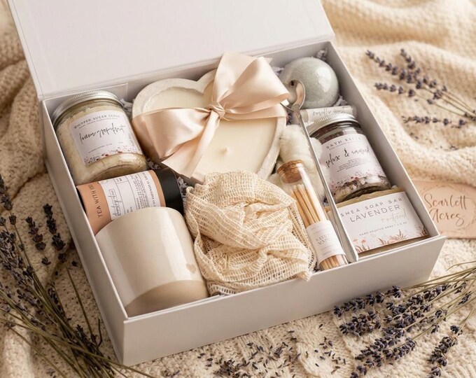 Thank You Gift Box, Appreciation Gifts, Surrogate Mother Gift Box, Care Package For Her, Candle Gift Set, Spa Gift Basket, Self Care