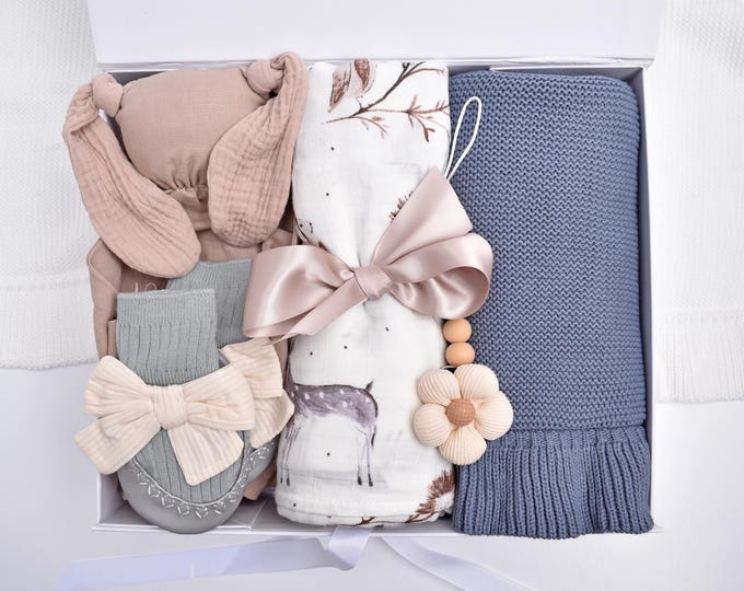 New Baby Girl Gift Box, Baby Boy Gift Basket, Baby Shower Gift Box, Newborn Baby Girl, Gender Neutral Gift, Baby Girl Gift Box, Baby Blanket
