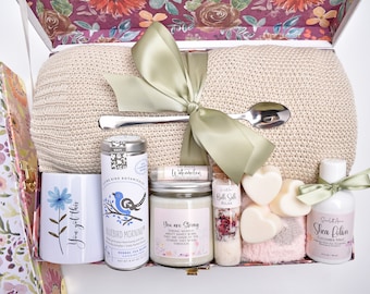 Fertility Gift Box, IVF Care Package, IVF Gift Basket, Fertility Candle, Fertility Bracelet, IUI Care Package, Ivf Transfer day