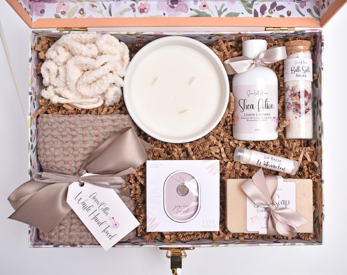 Pamper Her Gift Box, Sister Birthday Gift Box, Mom Birthday Gift Basket, Organic Spa Gift Box, Large Bath Gift Set, Gift Baskets Women