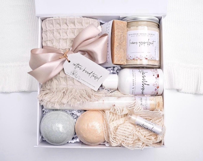 Organic Spa Gift Box, Self Care, Spa Gift Basket, Large Bath Gift Set, Gift Baskets Women, Comfort Care Package For Her, Thank You Gift Box