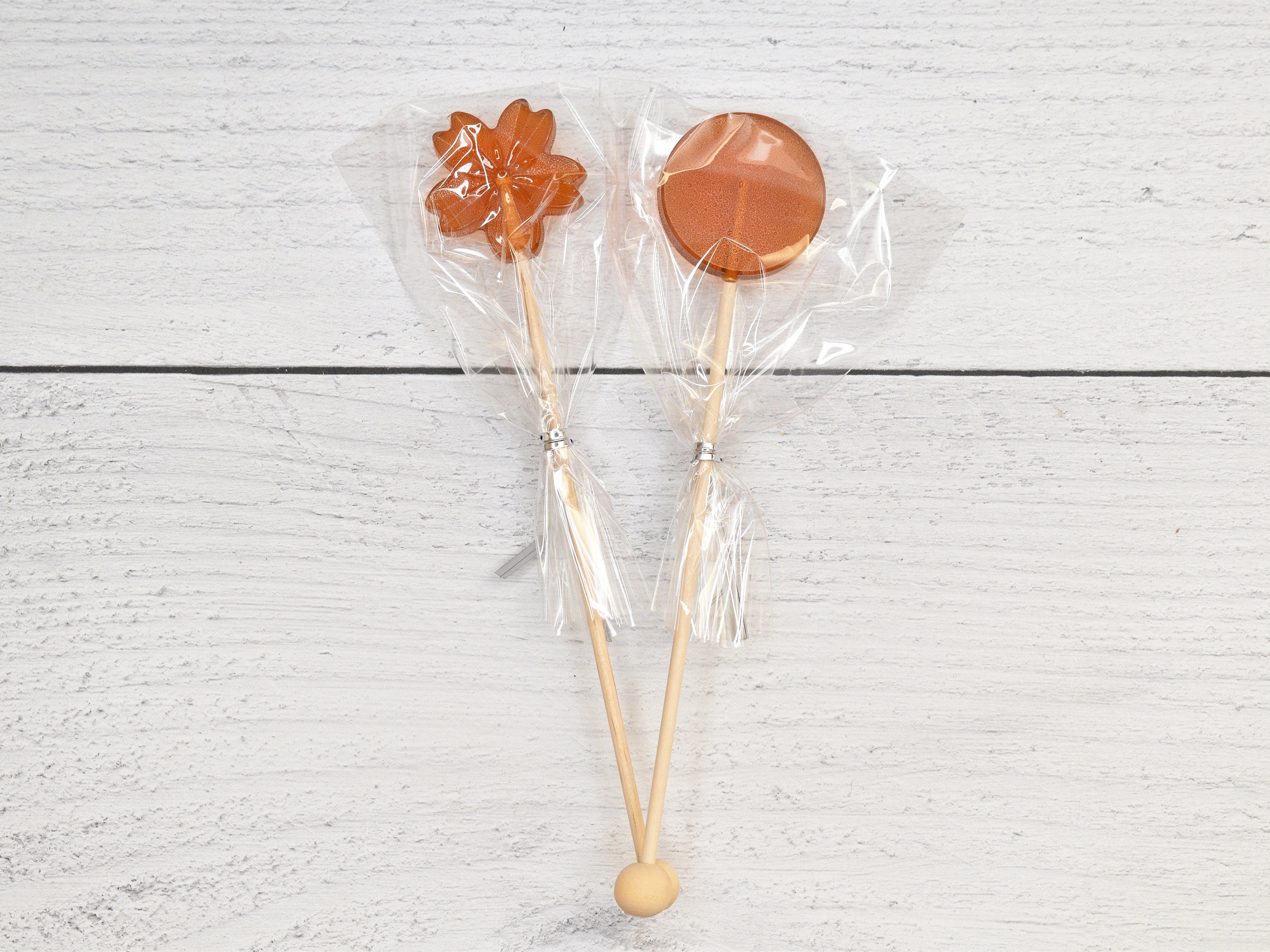 Hard Candy Honey Bumble Bee Lollipop On Wooden Ball Sticks, 5 Count Bag