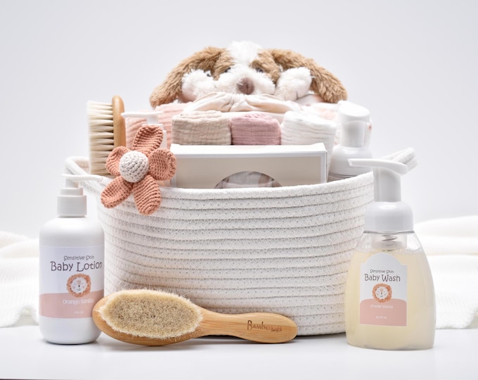 Newborn Baby Girl Gift Box, Large Personalized Gift Basket, Congratulations Mama, Baby Shower Gift Box, Puppy Lovey