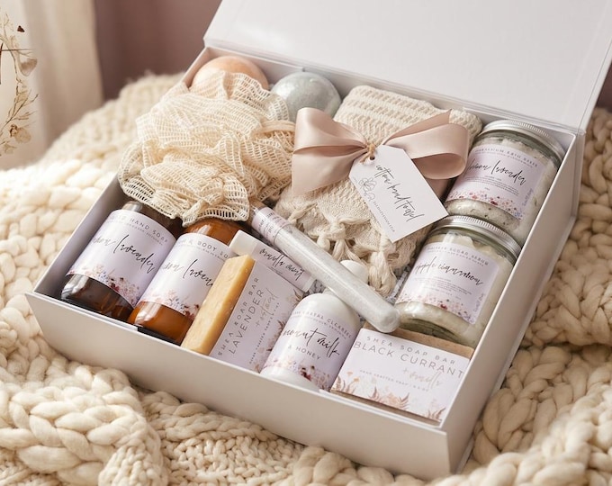 Luxury Spa Gift Set For Her, Organic Spa Gift Box For Women, Mom Birthday Gift Basket, Large Bath Gift Set, Comfort Self Care Package