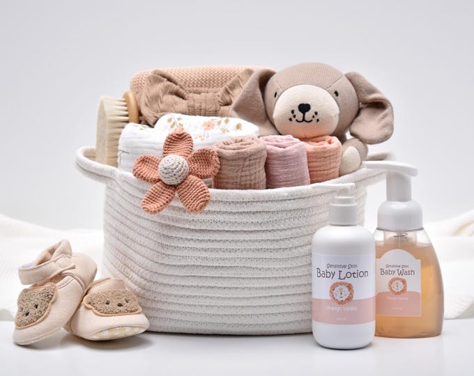 Newborn Baby Girl Gift Box, New Mom And Baby Gift, Baby Shower Gift Box, Knit Baby Blanket, New Baby Gift Basket, Mama And Baby Gift