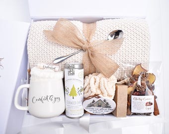 Christmas Gift Basket, Holiday Gift Box, Comfort Care Package, Cozy Gift Basket, Cozy Blanket, Christmas Mug, Christmas Gifts For Her
