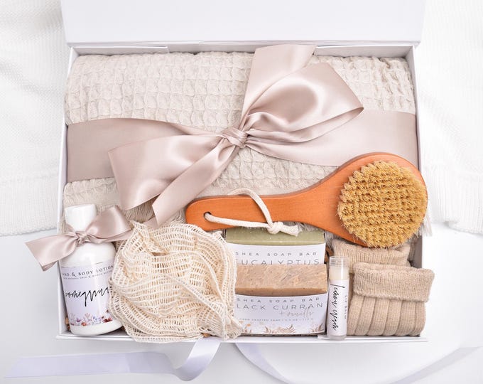 Organic Spa Gift Box For Her, Get Well Soon Gift Box, Mom Birthday Gift Basket, Candle Gift Baskets Women, Large Bath Gift Set