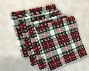 Tartan Plaid on WHITE background 18" x 18" Dinner Napkins, sold in sets of four.