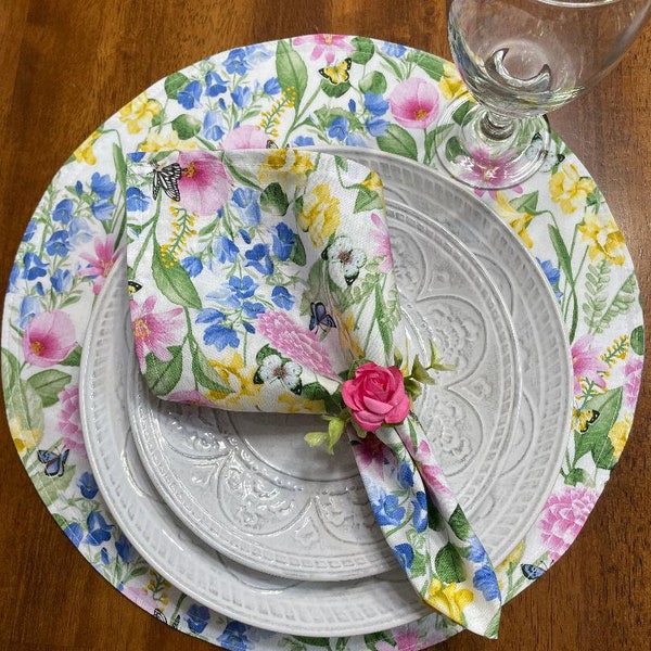Beautiful 15" Circular Lined Spring Floral Placemat, sold individually.