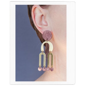 chandelier geometric earrings COLOSSEO mauve metallic leather Mauve leather studs