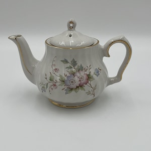 Royal Oak Mini Teapot White Floral Porcelain Gold Trim Ribbed Small Tea Pot