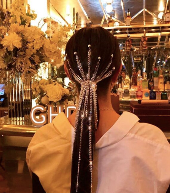 Kela Ear Cuff Hair Strands Flower With Pearl And Chain Strands Hair Jewellery Bridal Accessory Body Jewelry Jewelry Valresa Com