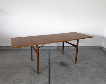 1950s Mid Century Modern Teak Dining Drop Leaf Table, Borge Mogensen Style, Refinished