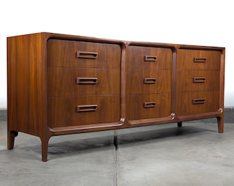 Mid Century Modern Walnut 9-Drawer Lowboy Dresser by Widdicomb, c1960s
