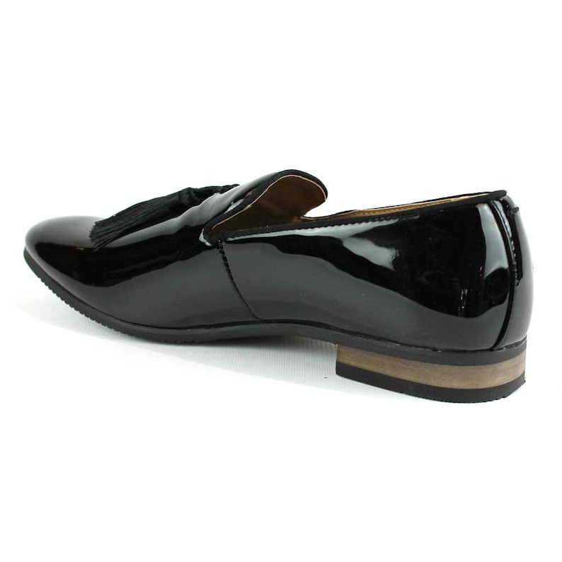 tuxedo tassel loafers