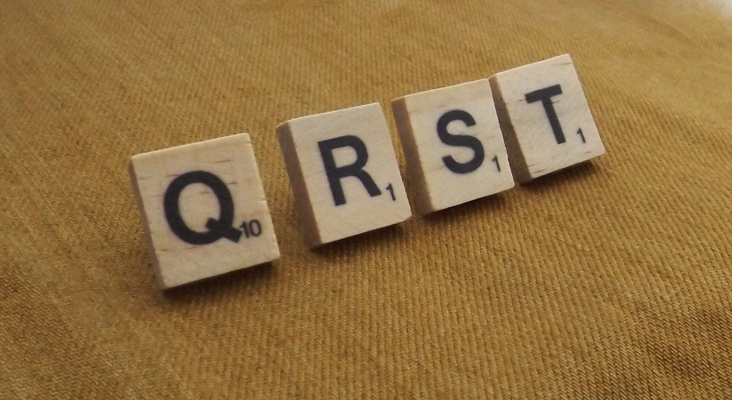 Scrabble Pin Scrabble Tile Style Letter Pins - A-Z Wood Lapel Pin Badges - Gaming ...