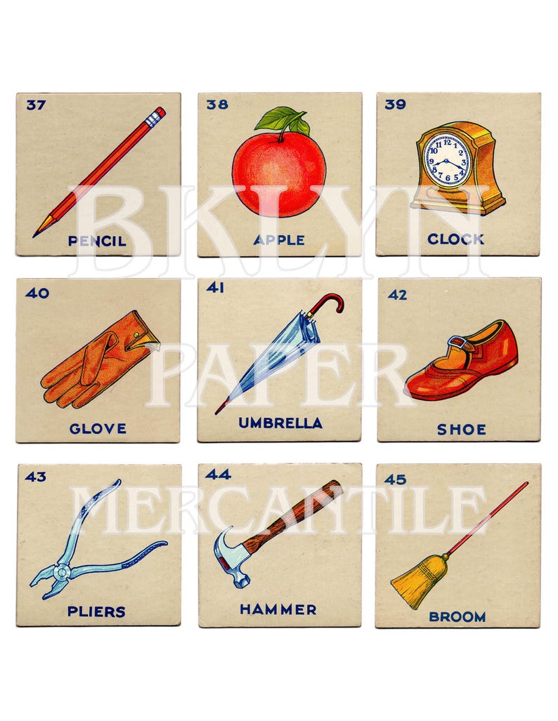 Puede incluir: Nueve tarjetas ilustradas con varios objetos. Las tarjetas incluyen un l&aacute;piz, una manzana, un reloj, un guante, un paraguas, un zapato, unos alicates, un martillo y una escoba. Cada tarjeta tiene el nombre del objeto impreso debajo.