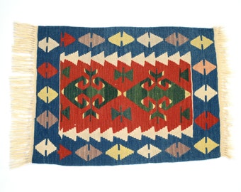 small vintage turkish oriental bohemian boho persian moroccan boho tribal rug 2 x 3 rug area accent runner kitchen bathroom kilim rug 2x3