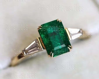 Natural Colombian Emerald Ring 925 Sterling Silver Ring For Women Vintage Designer Halo Ring Wedding Love Gift For Her Emerald Gemstone Ring