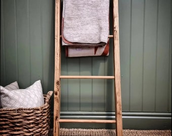 Rustic wooden blanket ladder/ towel ladder/display ladder/clothes ladder hand crafted
