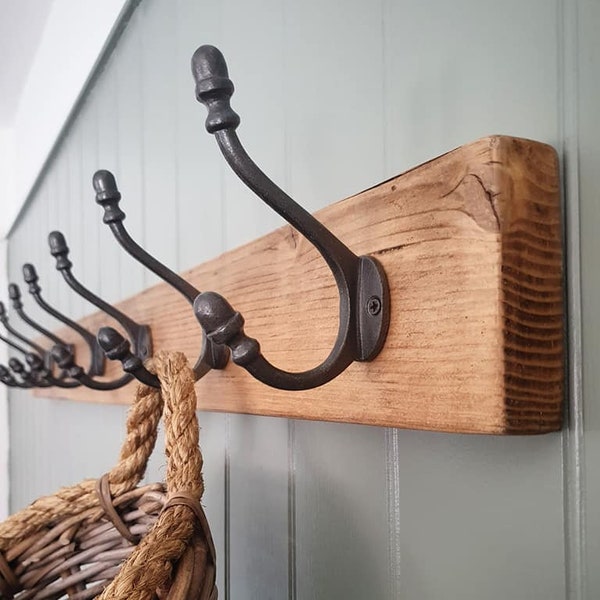 Rustic wooden coat rack / coat hooks wall mounted
