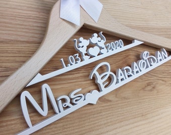 Mickey Bride Hanger, Mickey kiss, Mickey Wedding hanger,  Bride Hanger, Mickey bridal hanger, bridesmaid cutom hanger, Mickey Wedding gift