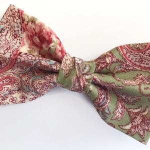 Sage & pink floral bow tie men, sage pink wedding bow tie groomsmen, pink green bow tie floral, sage pink bow tie handmade, pre tied bow tie