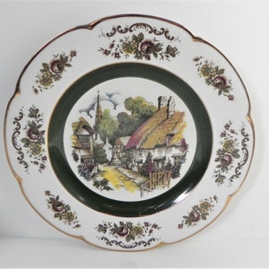 1950&#39;s Decorative Wall Plate. Ascot From Wood And Sons. Showing An English Village Street Scene With Thatched Cottages.