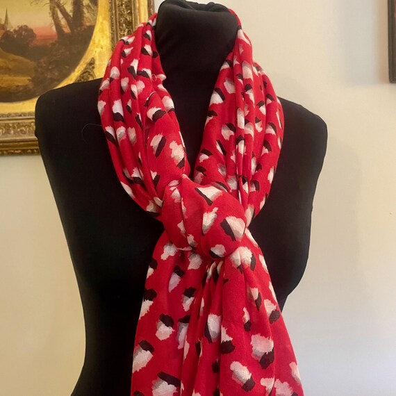 Large Rectangular Red Scarf With Artistic Graduat… - image 8