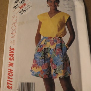 Sewing pattern for women, 3039 McCalls.  Top and culottes, crafting paper, mod podge