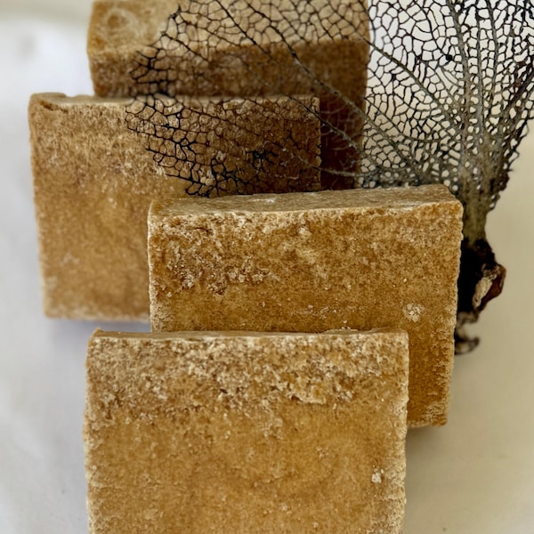 Atlantic Sea Kelp Salt Soap Bar: Vegan Ocean Scented Soap
