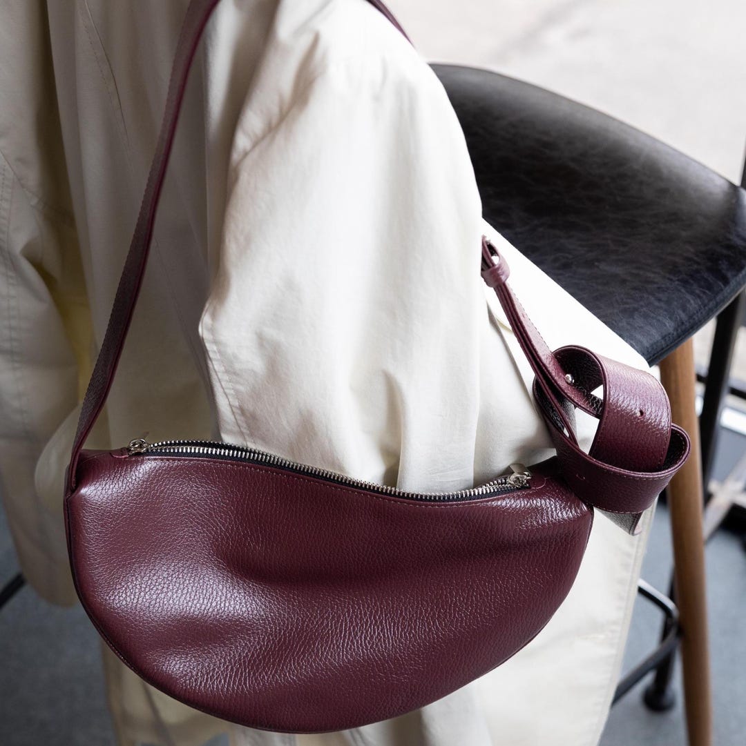 バッグ braid leather half moon shoulder bag Half Moon Bag, Moon Handbag, Leather Sling Bag, Crescent