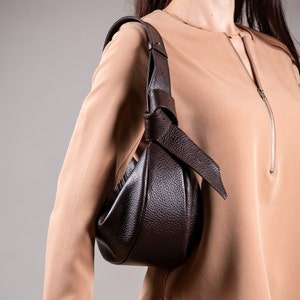 Sac demi-lune, sac à main lune, sac bandoulière en cuir, sac en forme de croissant de lune, sac à bandoulière lune, sac boulette