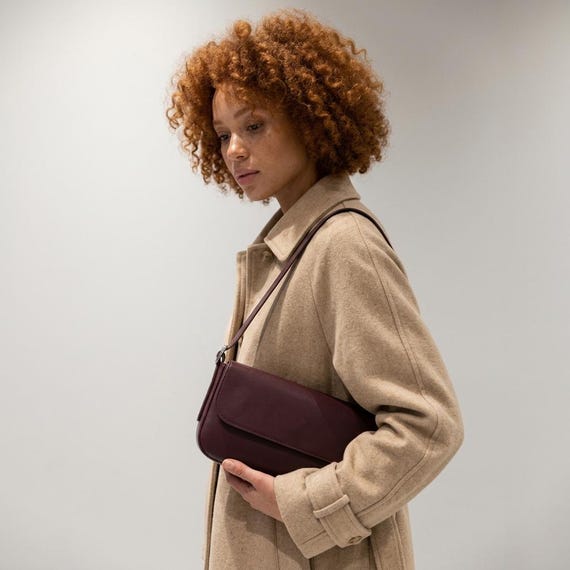 Burgundy Leather Baguette Bag, Deep Wine Shoulder Handbag, Oxblood Leather Clutch, Merlot Evening Purse, Minimalist Underarm Bag for Autumn