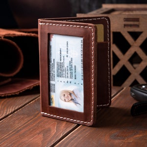 Gepersonaliseerde ID-portemonnee, gepersonaliseerde kleine fotoportemonnee, leren kaarthouder, minimalistische leren portemonnee, slanke portemonnee met ID-venster, cadeaus voor hem